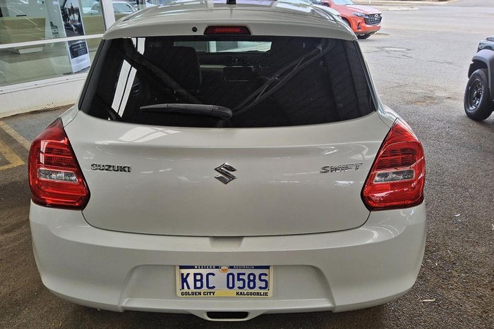 2019 Suzuki Swift GL Navigator AZ Pure White