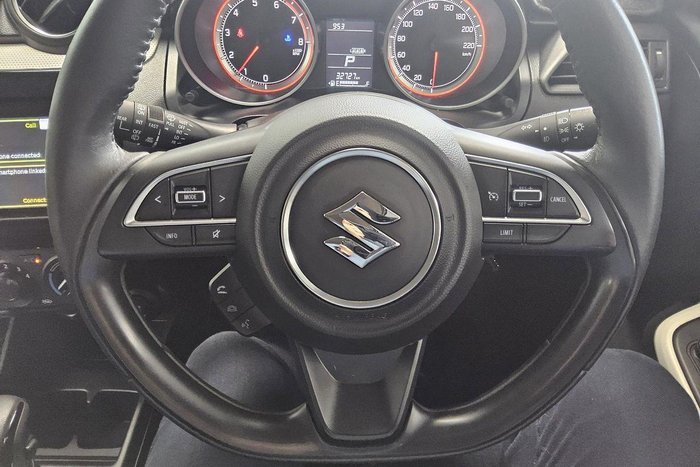 2019 Suzuki Swift GL Navigator AZ Pure White
