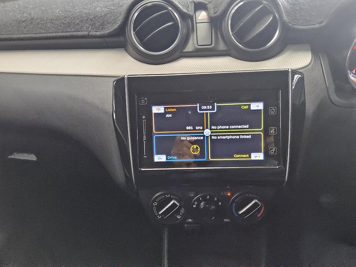 2019 Suzuki Swift GL Navigator AZ Pure White