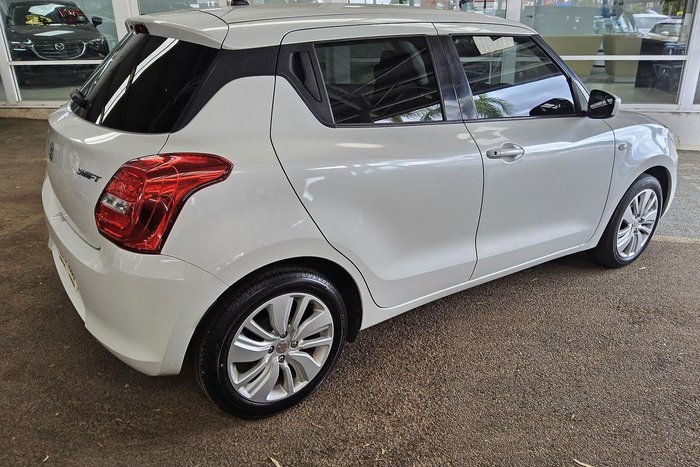 2019 Suzuki Swift GL Navigator AZ Pure White