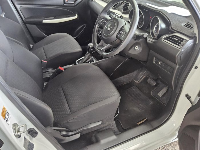 2019 Suzuki Swift GL Navigator AZ Pure White