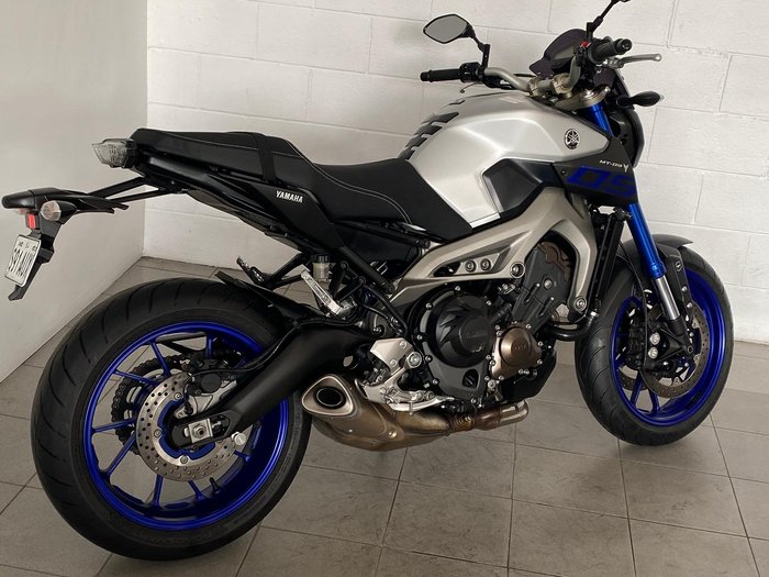 2014 Yamaha MT-09 MT Silver