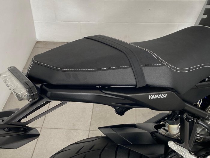 2014 Yamaha MT-09 MT Silver