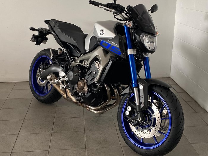 2014 Yamaha MT-09 MT Silver
