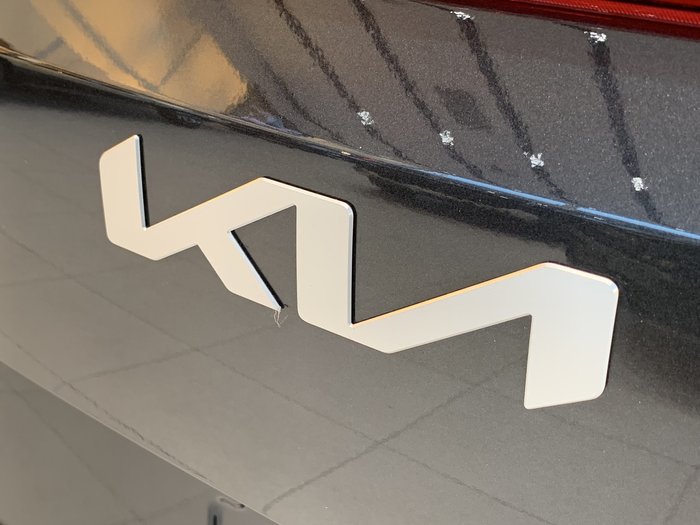 2025 Kia Carnival Sport+