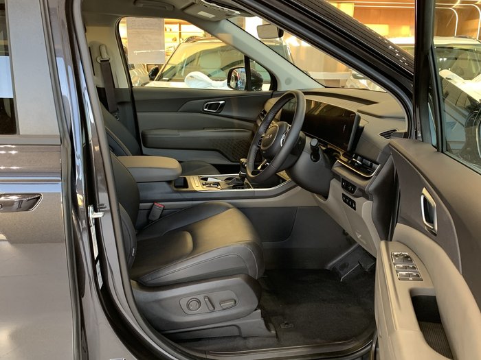 2025 Kia Carnival Sport+
