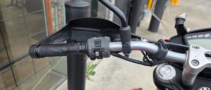 2013 DUCATI HYPERSTRADA RED