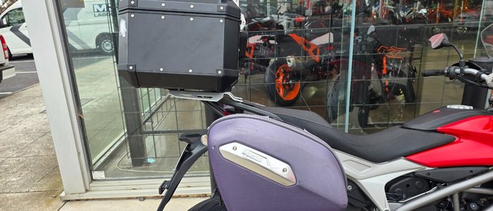 2013 DUCATI HYPERSTRADA RED