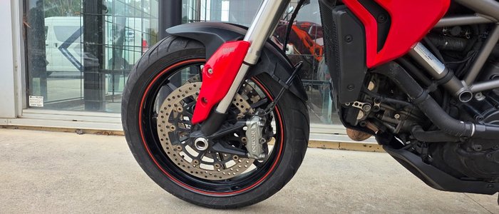 2013 DUCATI HYPERSTRADA RED