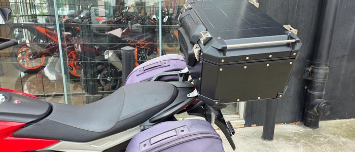 2013 DUCATI HYPERSTRADA RED