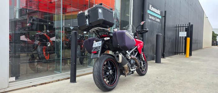 2013 DUCATI HYPERSTRADA RED