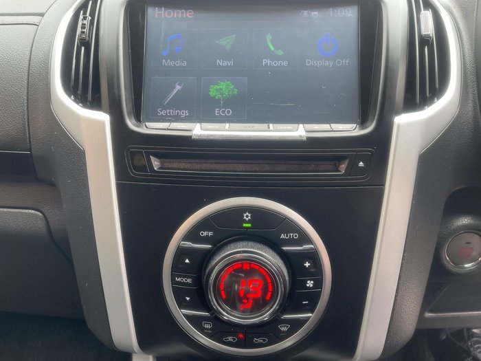 2017 Isuzu MU-X LS-T