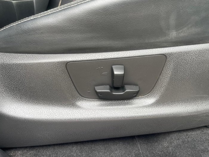 2017 Isuzu MU-X LS-T