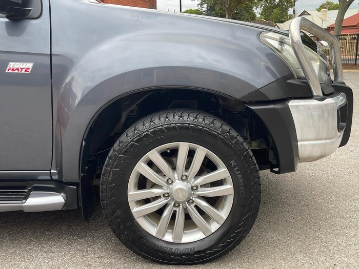 2017 Isuzu MU-X LS-T