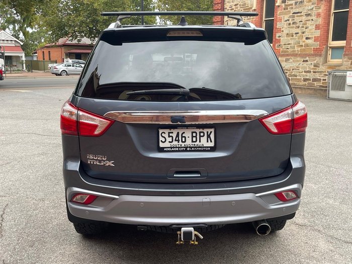 2017 Isuzu MU-X LS-T
