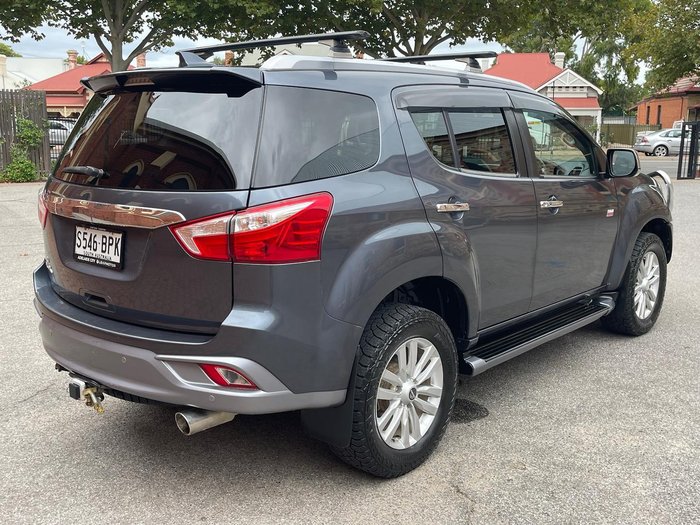 2017 Isuzu MU-X LS-T