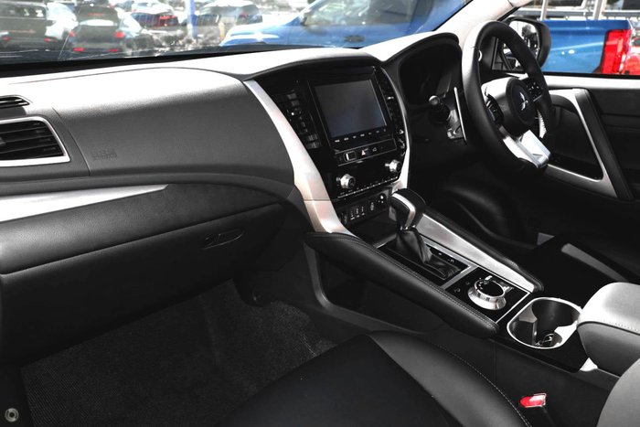 2025 Mitsubishi Pajero Sport Exceed QG MY25 4X4 Dual Range White Diamond