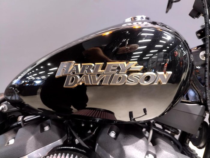 2018 Harley-Davidson Street Bob 107 (FXBB) Softail Black