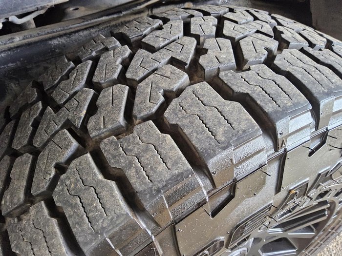 2022 Toyota Landcruiser Sahara FJA300R 4X4 Dual Range Silver Pearl