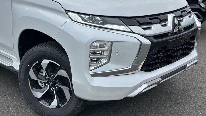2025 Mitsubishi Pajero Sport Exceed QG MY25 4X4 Dual Range White Diamond
