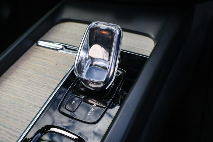 2022 Volvo XC60 B5 Inscription