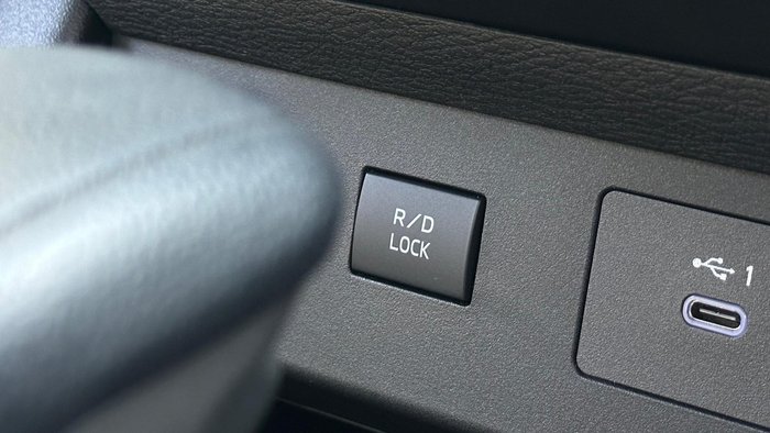 2025 Mitsubishi Triton GLX-R MV MY25 4X4 Dual Range White