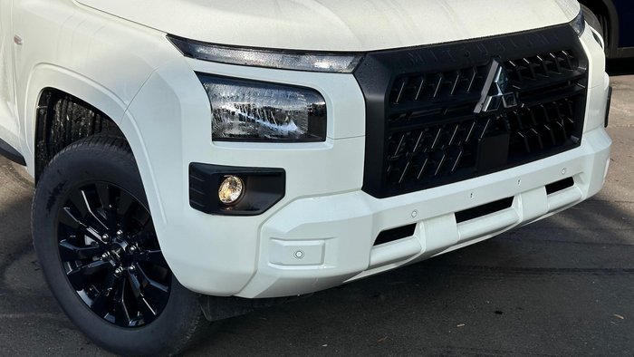 2025 Mitsubishi Triton GLX-R MV MY25 4X4 Dual Range White