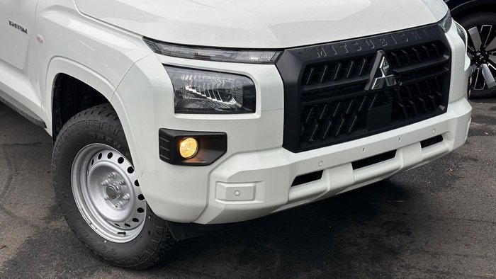 2025 Mitsubishi Triton GLX MV MY25 4X4 Dual Range White