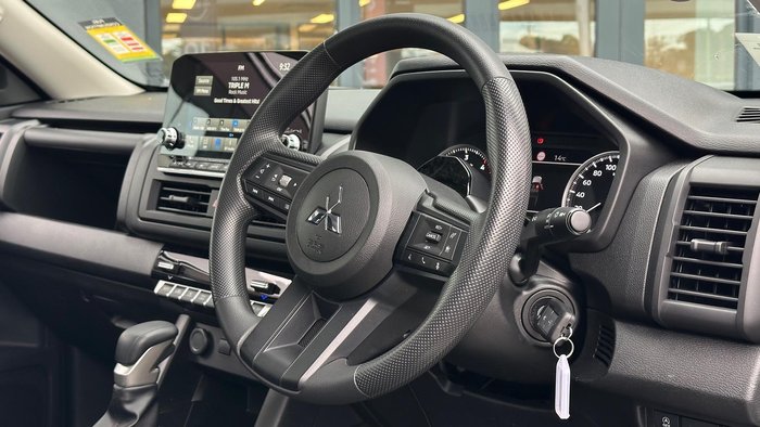 2025 Mitsubishi Triton GLX MV MY25 4X4 Dual Range White
