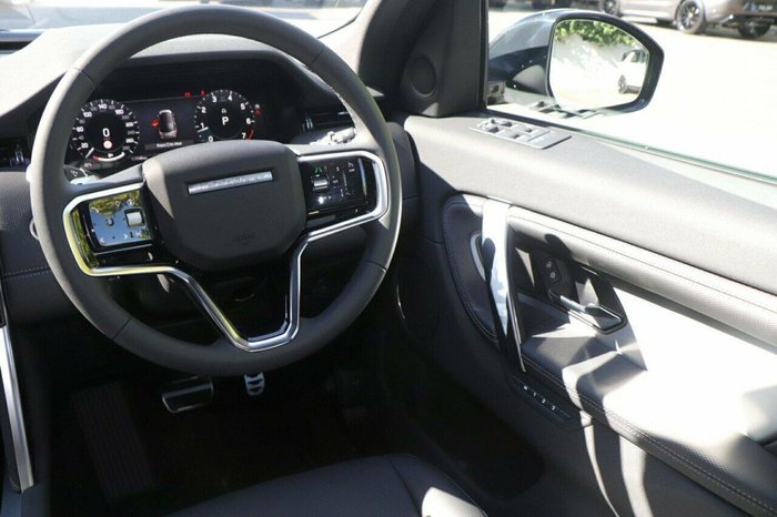 2025 Land Rover Discovery Sport P250 Dynamic SE L550 MY25.5 4X4 Constant Santorini Black