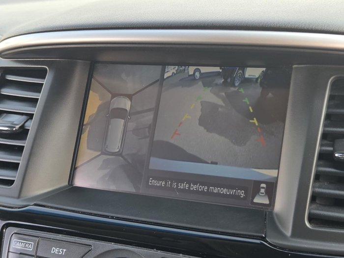 2016 Nissan Pathfinder ST-L