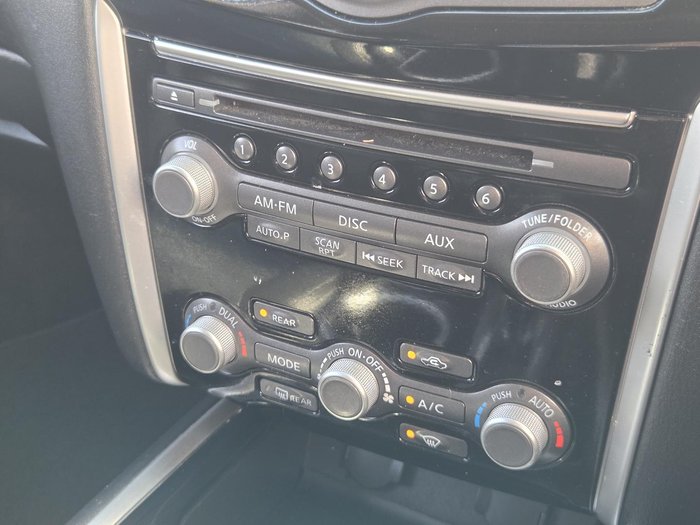 2016 Nissan Pathfinder ST-L