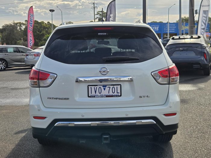 2016 Nissan Pathfinder ST-L