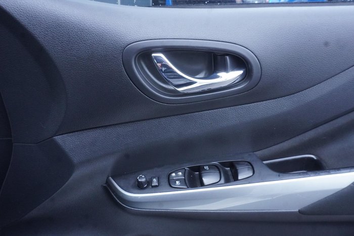 2021 Nissan Navara ST