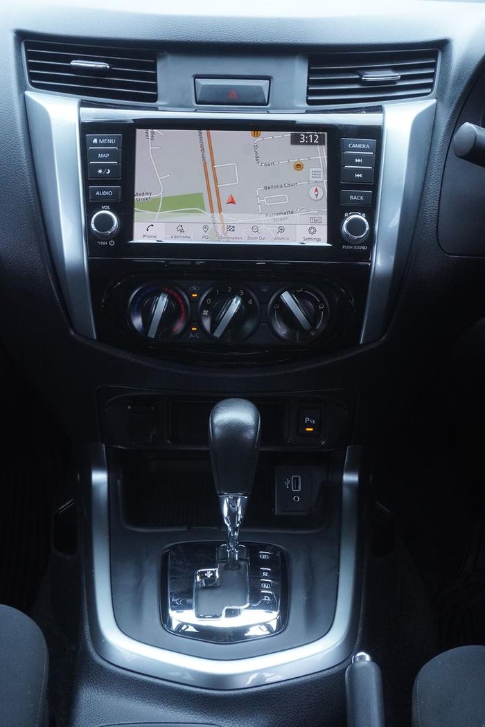 2021 Nissan Navara ST