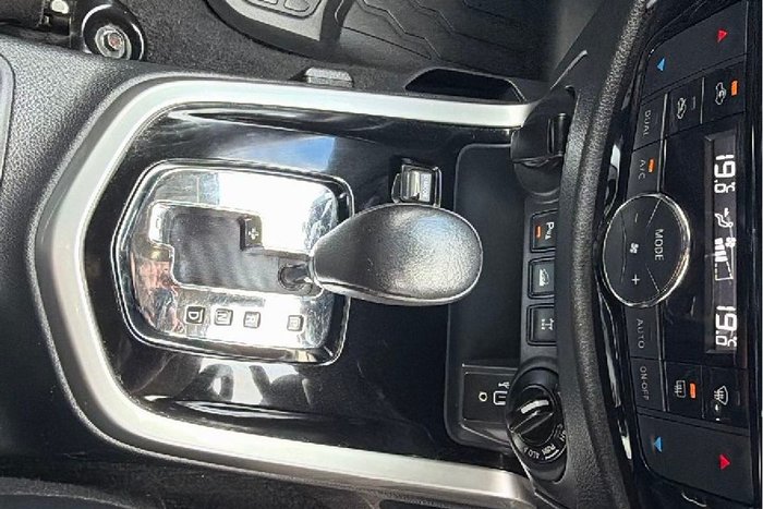 2021 Nissan Navara ST-X D23 MY21.5 4X4 Dual Range White