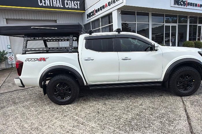 2021 Nissan Navara ST-X D23 MY21.5 4X4 Dual Range White