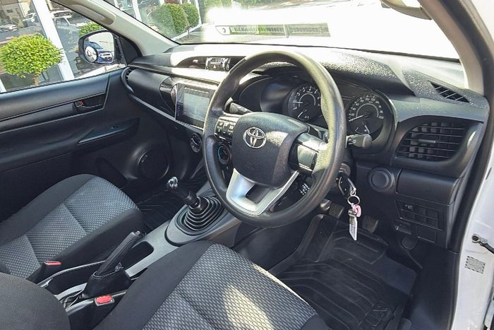 2017 Toyota Hilux Workmate TGN121R Glacier White