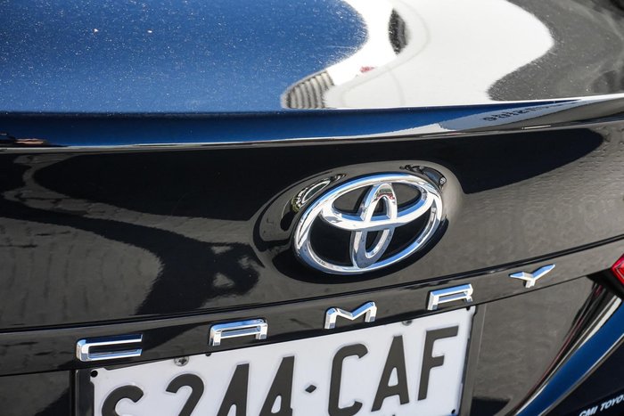 2019 Toyota Camry Ascent