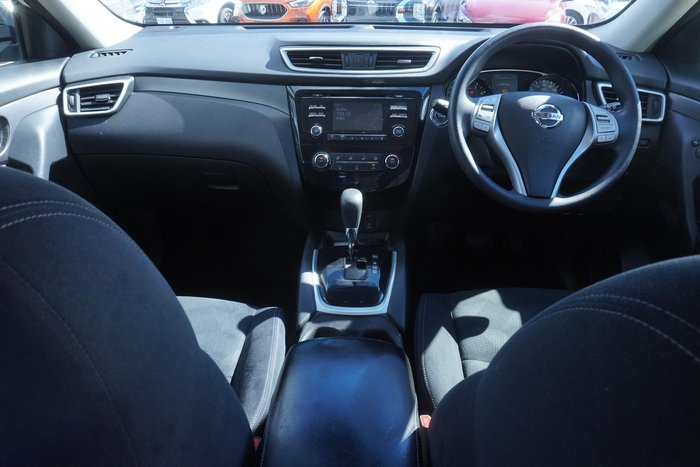 2017 Nissan X-TRAIL ST