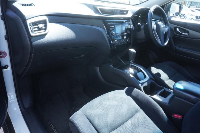 2017 Nissan X-TRAIL ST