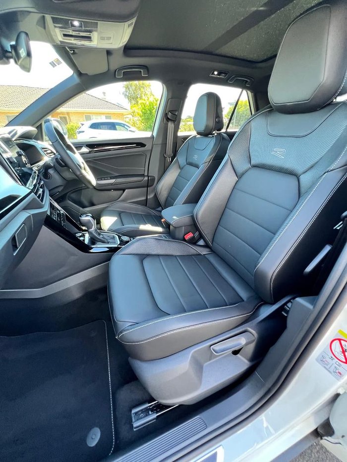 2025 Volkswagen T-Roc 140TSI R-Line