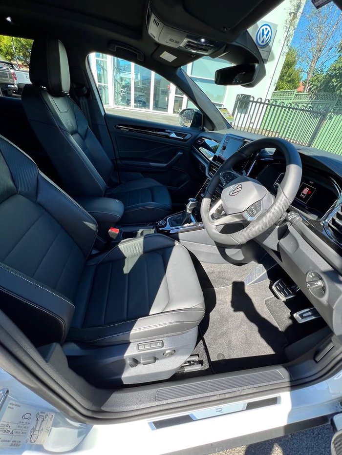 2025 Volkswagen T-Roc 140TSI R-Line