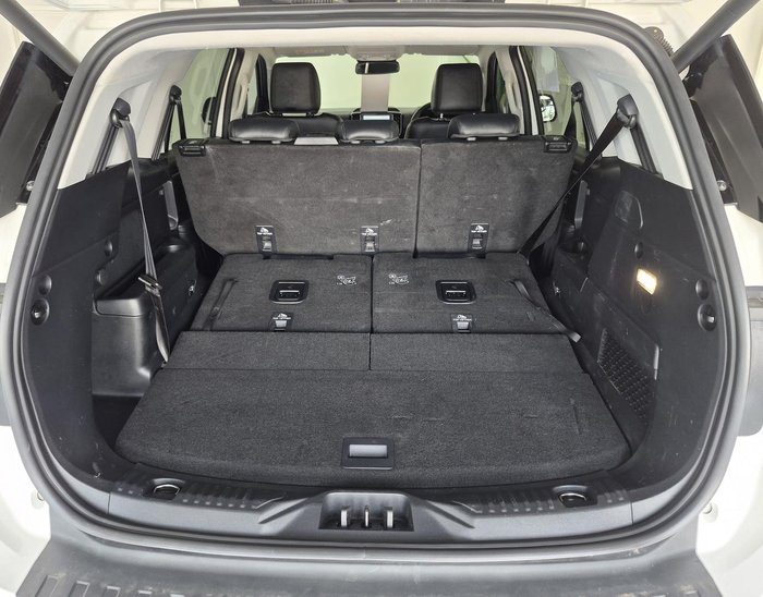 2024 Ford Everest Trend