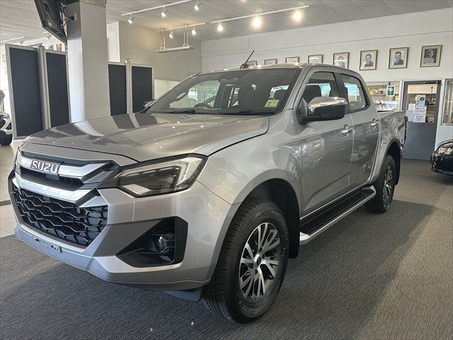 2025 ISUZU D-MAX LS-U