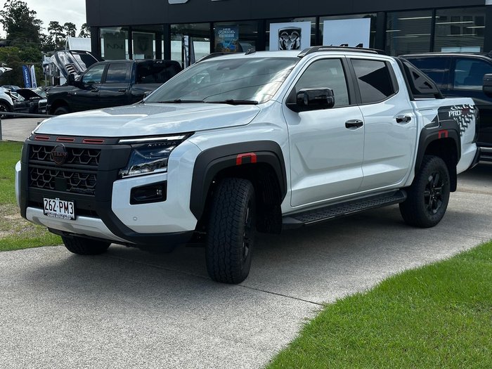 2025 Nissan Navara PRO-4X D27 MY26 4X4 Dual Range Blizzard White