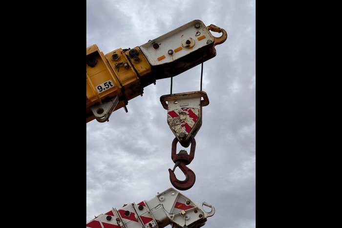 2008 FRANNA AT15 Yellow