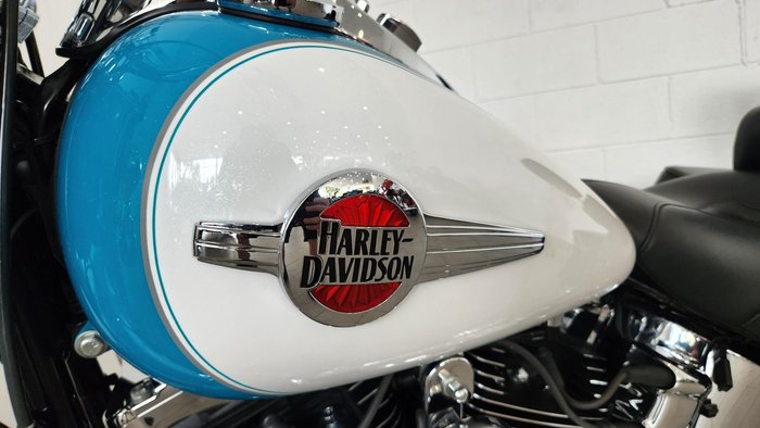 2017 Harley-Davidson Heritage Softail Classic 1690 (FLSTC) Softail White