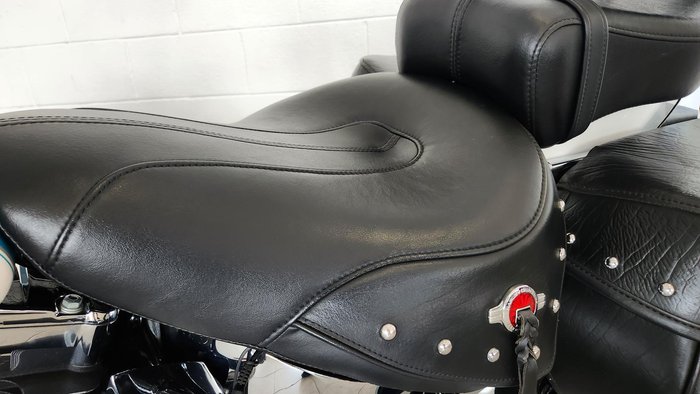 2017 Harley-Davidson Heritage Softail Classic 1690 (FLSTC) Softail White