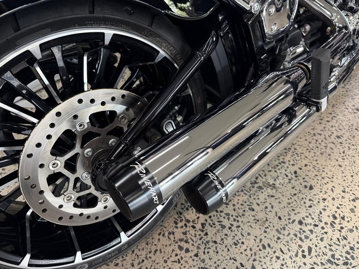 2025 Harley-Davidson Breakout 117 (FXBR) Softail Black